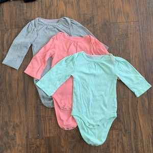 Basic long sleeve onesies 3-6 m